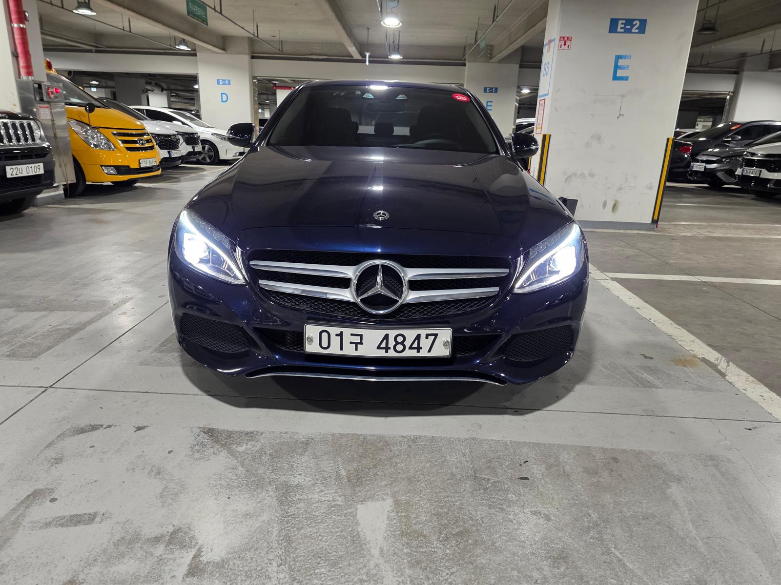 Mercedes-Benz C220